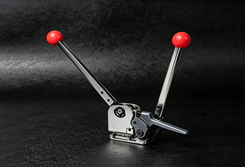Qinding Launches All-In-One Manual Steel Strapping Tool